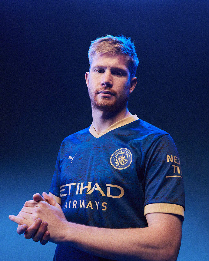 德天空：目前谢什科和曼联的转会进展远高于西蒙斯与切尔西