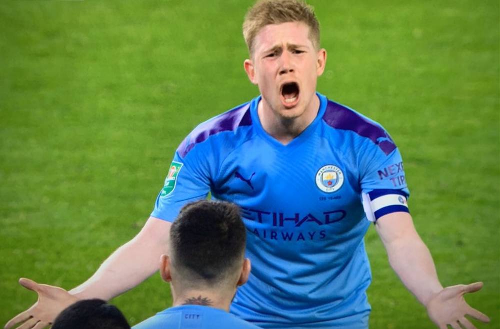 黑暗骑士上身，一哥斯达黎加球队推出与蝙蝠侠的联名球衣