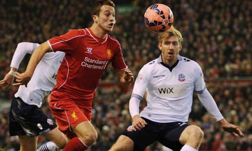 射门时致弗朗西斯重伤，田中碧被换下后立即找到加纳主帅道歉